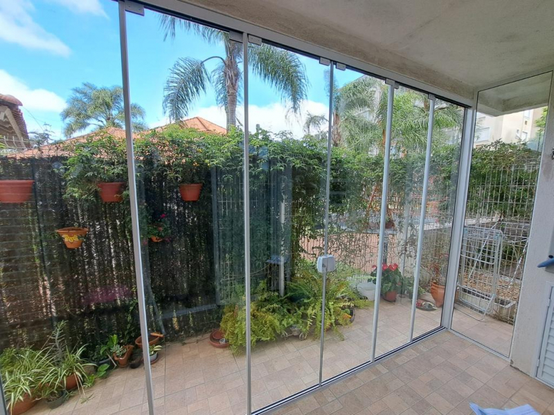 Empresa Que Faz Fechamento de Sacada de Vidro Jardim Itu Sabará - Fechamento de Cobertura com Vidro
