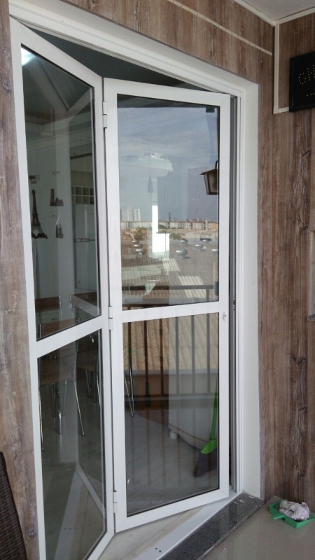 Porta de Alumínio com Vidro Preço Vila Ipiranga - Porta de Alumínio com Vidro